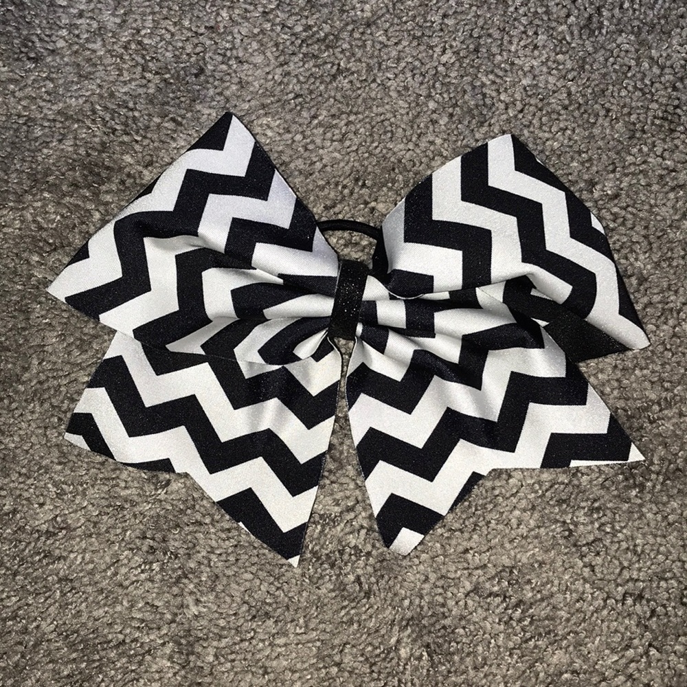 Hair bow